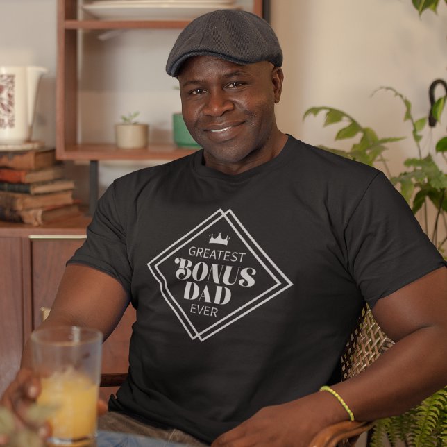 Moderner Bester Bonus-Vater je T-Shirt (Von Creator hochgeladen)