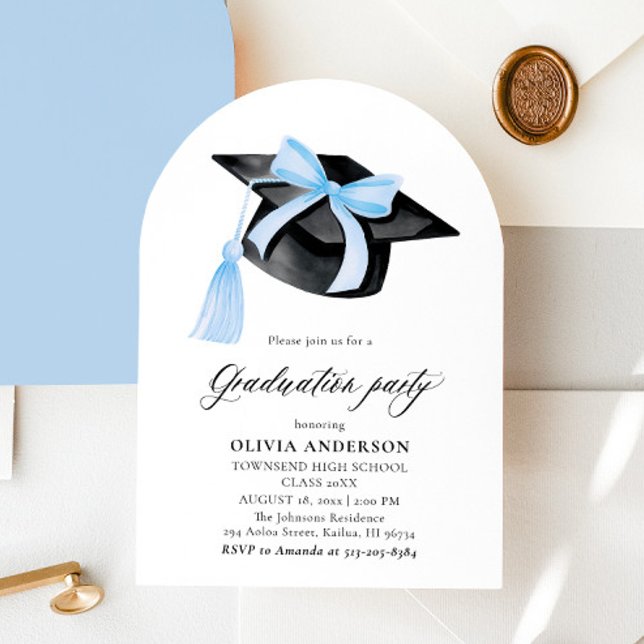 Moderner Blue Bow Graduation Cap Abschluss angekom Einladung (Von Creator hochgeladen)