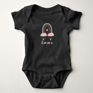 Moderner Boho Rainbow mit Personalisiertem Namen Baby Strampler