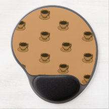 Moderner brauner, gemütlicher Kaffee-Cup im Mittel