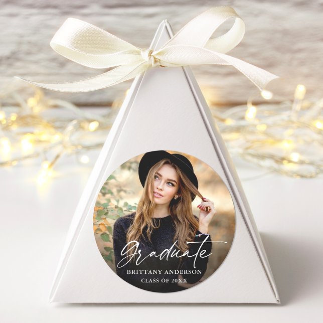 Moderner Calligraphy Ink Script Foto Abschluss Runder Aufkleber (Customize to change your personalized text size or text style.)