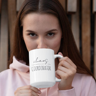 Moderner "Chaos-Koordinator" Muttertag Zweifarbige Tasse