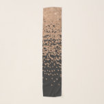 Moderner Chic Black Gold Polka Dot Black Confetti Schal<br><div class="desc">Dieses moderne und schicke Design ist perfekt für die trendige und stilvolle Mode. Es verfügt über ein Imitat gedruckte goldene Sequin fallendem Konfetti-Muster auf einem einfachen schwarzen Hintergrund. Es ist glamourös, modern und stilvoll! ***WICHTIGE HINWEIS FÜR DESIGN: Für individuelle Designanfragen, wie z.B. passende Produktanfragen, Farbänderungen, Platzierungsänderungen oder andere Änderungswünsche, klicken...</div>