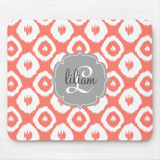 Moderner Chic korallenrote Ikat Diamanten Mousepad (Vorne)