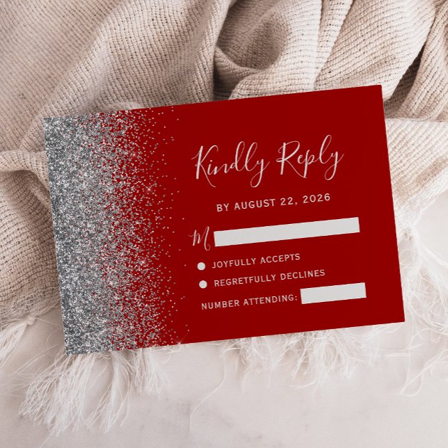 Moderner Crimson Red Silver Imitats Glitzern Edge RSVP Karte (Von Creator hochgeladen)