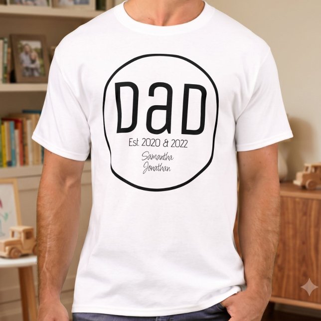 Moderner Dad etabliert einfache Kindernamen T-Shirt (Von Creator hochgeladen)