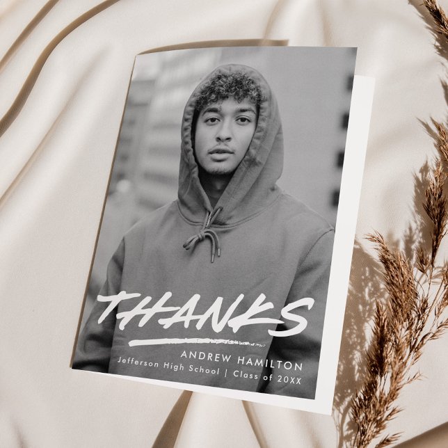 Moderner Dashed Foto Abschluss Dankeskarte (Von Creator hochgeladen)