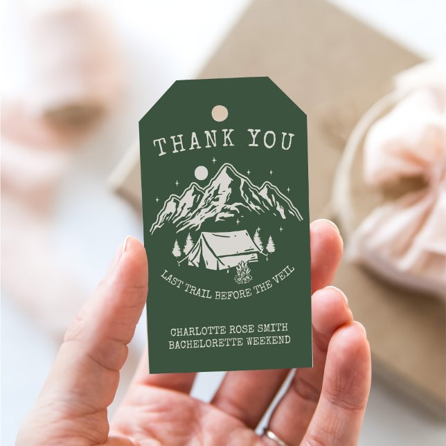 Moderner einfacher Camping Weekend Junggeselinnen- Geschenkanhänger (Von Creator hochgeladen)