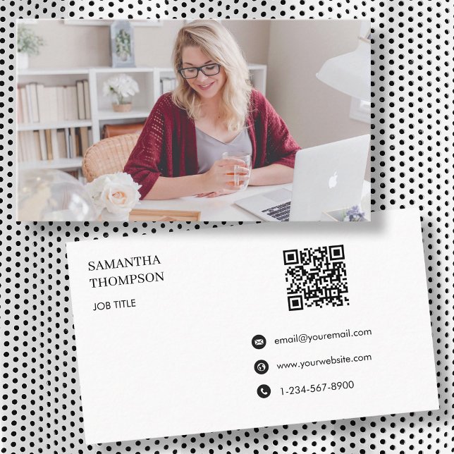 Moderner einfacher Minimal-Beruflich-QR-Code Visitenkarte (Modern Simple Minimal Professional QR Code Business Card)