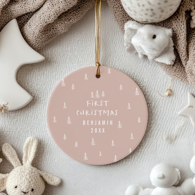 Moderner, eleganter Baby First Weihnachtskaffee Keramik Ornament (Von Creator hochgeladen)