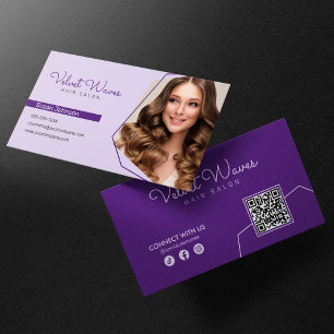 Moderner Eleganter Lila-Frisuren-Stylist-Makeup-QR Visitenkarte