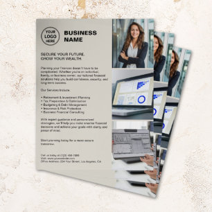 Moderner Flyer für Berufliche Finanzdienstleistung
