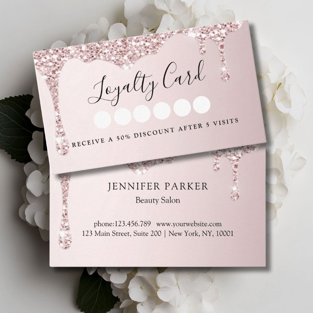 Moderner Glitzer Lightpink Salon & Wellness-Center Visitenkarte (Modern Lightpink Glitter Drop Salon & Spa Loyalty Business Card)