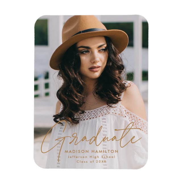 Moderner Graduate Gold Script Foto Abschluss Magnet (Vertikal)