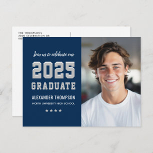 Moderner Graduate Navy Gray Foto Abschluss 2023 Einladungspostkarte