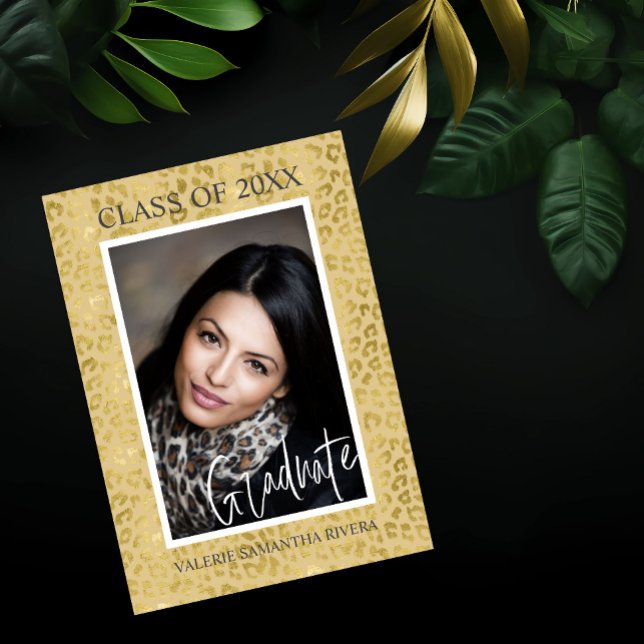 Moderner, individuell anpassbarer Abschluss Einladung (Von Creator hochgeladen)