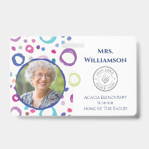 Moderner Lehrer-Logo Ausweis für das Erzieherperso