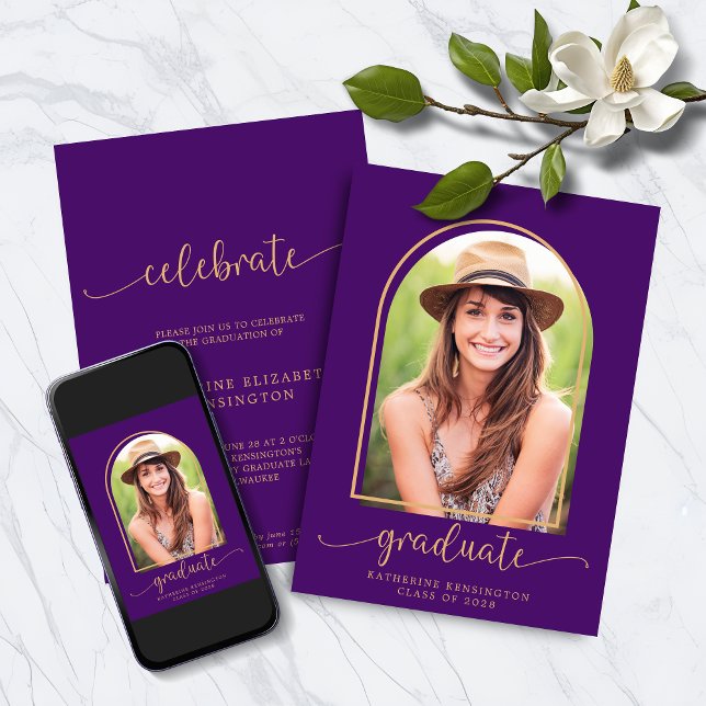 Moderner Lila Gold Arch Foto Abschluss Einladung (Modern Purple Gold Arch Photo Graduation Invitation Announcement with Instant Download)