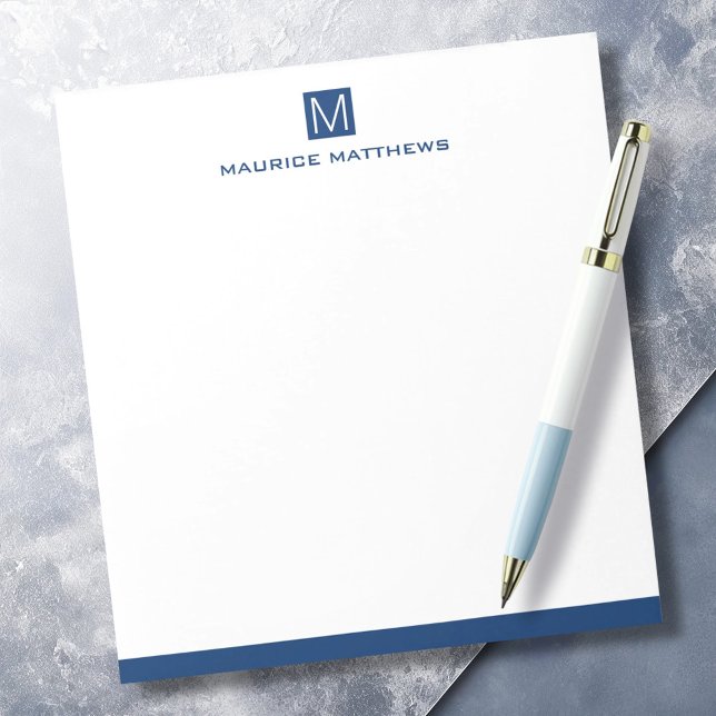 Moderner männlicher Monogramm Name dunkelblaues Qu Notizblock (Modern masculine monogram name dark blue square notepad)