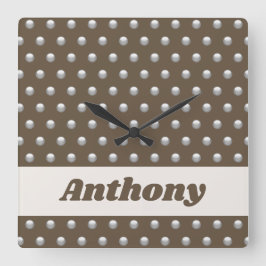 Moderner Metallsilber und dunkelbrauner Polka-Dot Quadratische Wanduhr