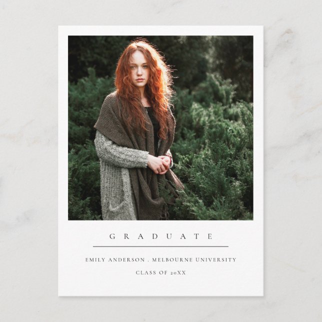 MODERNER MINIMAL CLEAN CUSTOM FOTO ABSCHLUSS ANKÜNDIGUNGSPOSTKARTE (Vorderseite)