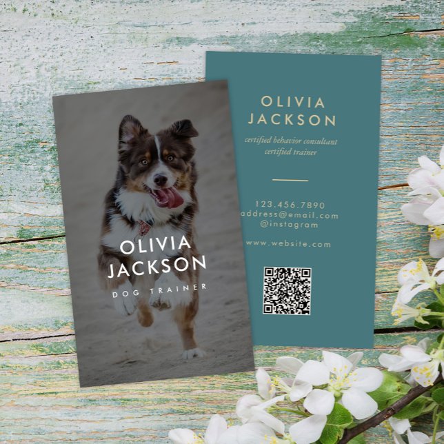 Moderner Minimaler QR-Code für Hundetrainer Visitenkarte (Von Creator hochgeladen)