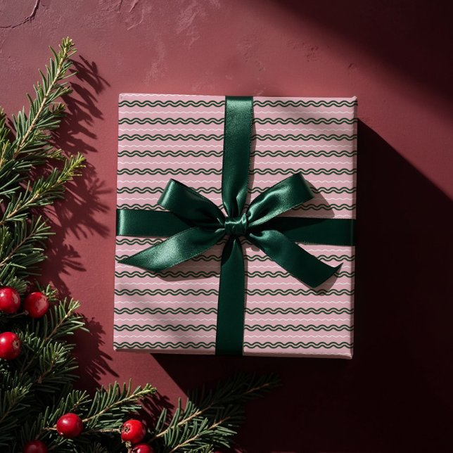 Moderner minimaler Retro-Wavy Green & Pink Stripe Geschenkpapier (Modern Minimal Retro Wavy Green & Pink Stripe Wrapping Paper)