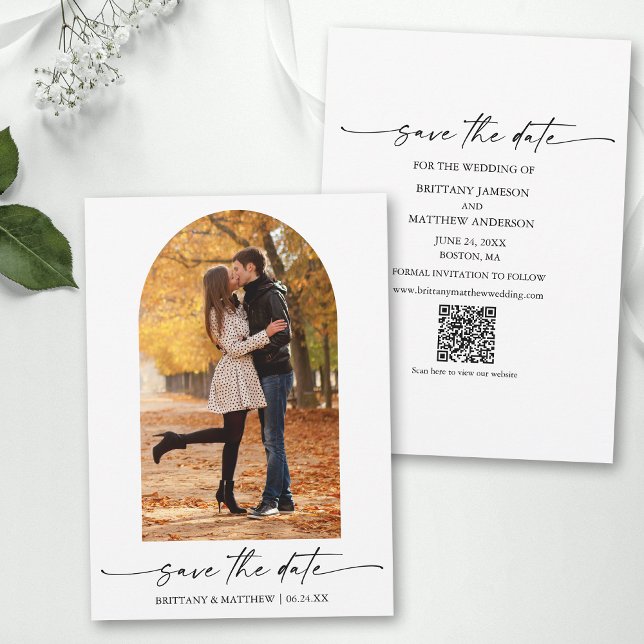 Moderner Minimalistischer Foto-Druckschrift-QR-Cod Save The Date (Add your wedding website or social media web address to the QR Scan Code.)