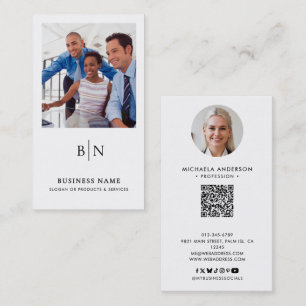 Moderner Minimalistischer QR-Code mit 2 Fotos und Visitenkarte