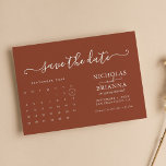 Moderner Minimalistischer Terracotta-Kalender Save The Date<br><div class="desc">Moderne Minimalistische Kalender Budget Terracotta Hochzeit speichern das Datum. Einfach personalisieren,  indem Sie jede Information ersetzen. Bewegen Sie den Kreis,  indem Sie auf den Link Weitere Anpassung. Stellen Sie sicher,  dass Sie die Vorschau vor dem Hinzufügen zum Warenkorb Karo haben.</div>