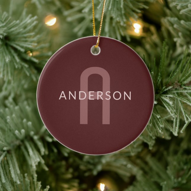 Moderner Mit Monogramm Name | Maroon Red Keramik Ornament (Baum)