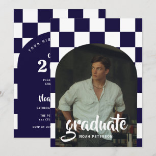 Moderner Navy Blue Checkered Arch Foto Abschluss Einladung