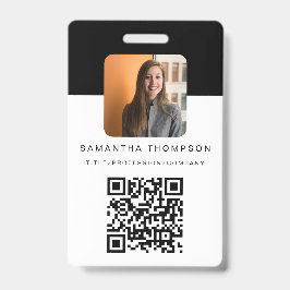 Moderner QR-Code Firmenlogo-ID-Kartenmitarbeiter Ausweis