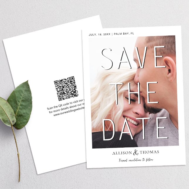 Moderner QR-Code für Foto Save the Date Einladung (The QR code makes it easy for guests to visit your website for more details about your wedding.)