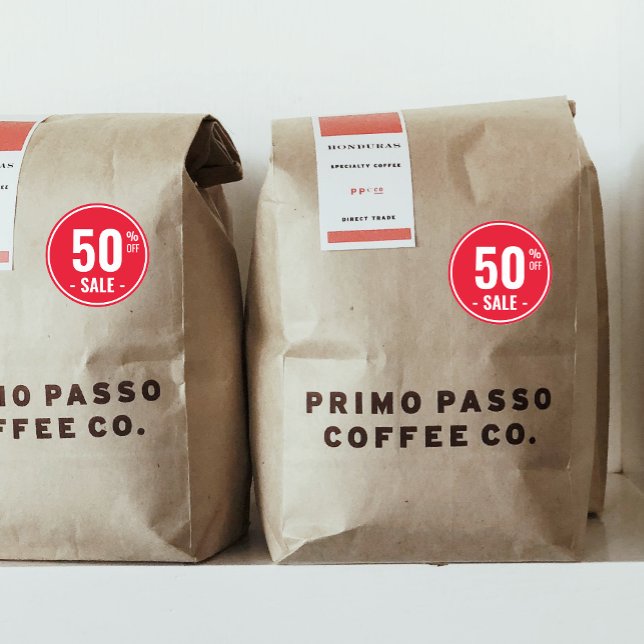 Moderner Red 50 SALE Produktrabatt Runder Aufkleber (Classic Red 50 SALE Product Classic Round Sticker)