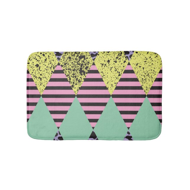 Moderner Rhombus: Abstrakter Nahtloser Stil. Badematte (Vorderseite)