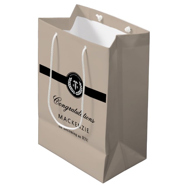 Moderner RN Nursing School Abschluss Custom Mittlere Geschenktüte (Vorderseite Schrägansicht)