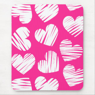 Moderner rosa-weißer doodled Herz-Valentinstag Mousepad