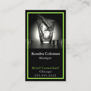 Moderner, schlanker Mixologe mit individuellem QR- Visitenkarte