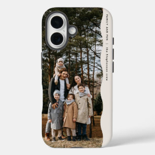 Moderner, schlichter Stil mit einem Foto iPhone 16 Hülle