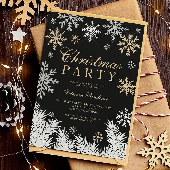 Moderner Schneeflockenpiefer Schwarzer Winter Weih Einladung (Modern snowflake pine black winter Christmas Invitation)