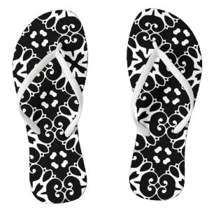 Moderner Schwarz-Weiß-Damast Graphic Floral Dreh Flip Flops