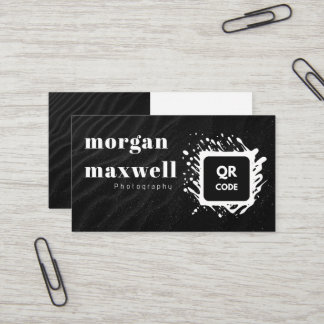 Moderner Schwarz-Weiß-Wellen-Fotografie-QR-Code Visitenkarte
