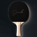 Moderner Schwarzer Minimalistischer und eleganter  Tischtennis Schläger<br><div class="desc">Der moderne schwarze minimalistische und elegante goldene Drehkalligraphiename Tischtennis für alle einfachen minimalen Design-Liebhaber.</div>