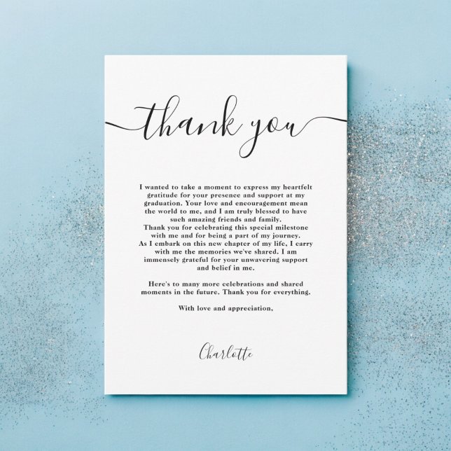 Moderner Schwarzweiß-Script-Abschluss Dankeskarte (Simple modern Black and white script graduation Thank You Card)