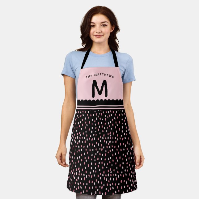Moderner Spots Individuelle Name & Monogramm Rosa  Schürze (Getragen)