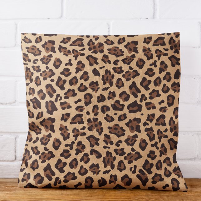 Moderner Tan und brauner Leopard Kissen (Modern Tan and Brown Leopard Spot Outdoor Pillow)