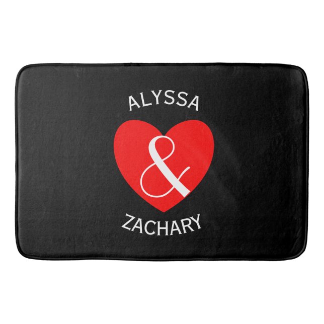 Moderner Text A29 in Braut und Rotem Herz Badematte (Vorderseite)