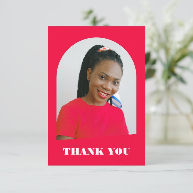 Moderner trendiger Arch Pink-Abschluss (Stehend Vorderseite)