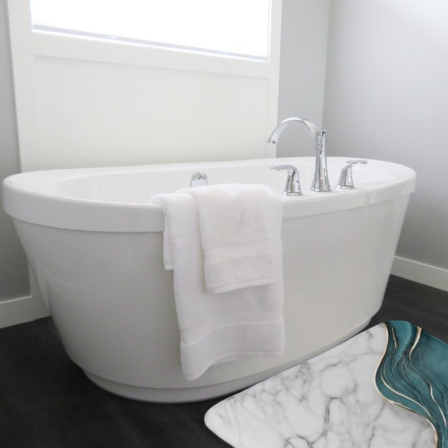 Moderner, trendiger, dunkler, Aquamariner Goldmarm Badematte (Von Creator hochgeladen)